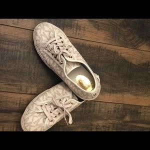 Micheal Kors Monogram Sneakers
